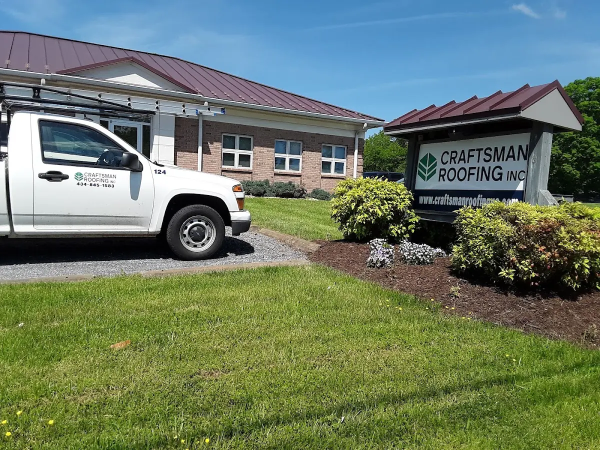 Quality Ice Dam Removal by experienced craftsmen in Briar Manor